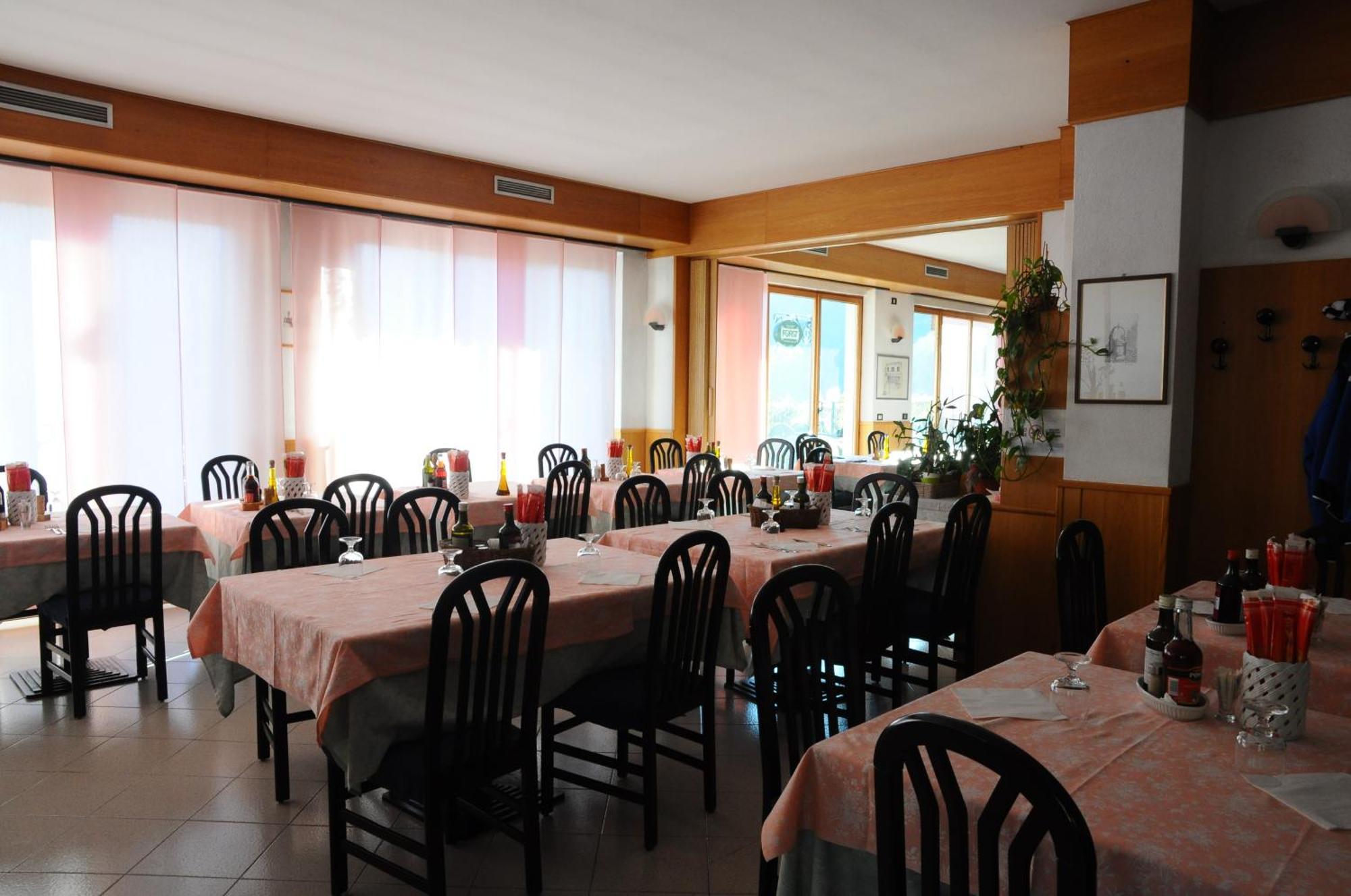 Hotel Cristina Tenno Dış mekan fotoğraf